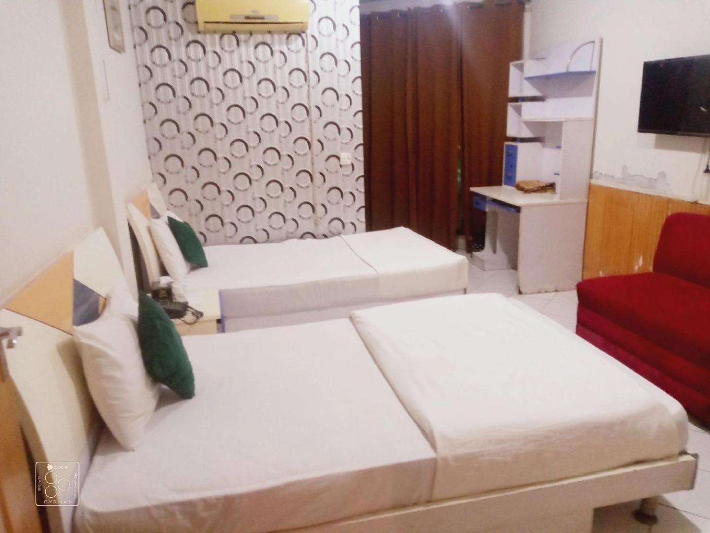 Hotel New Mid City Multan Dış mekan fotoğraf